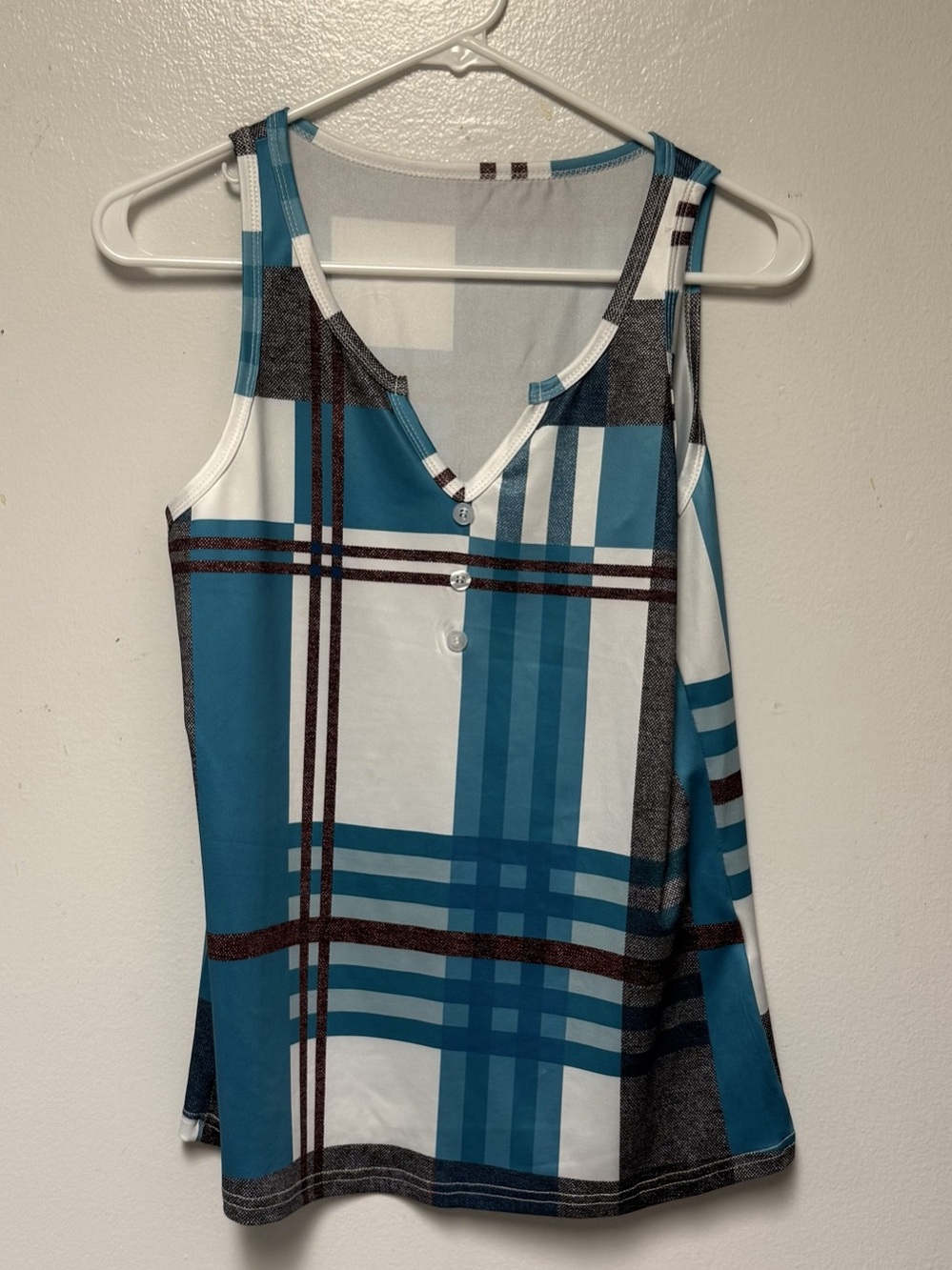 Geometric Button Front Tank Top in Blue & White Like New